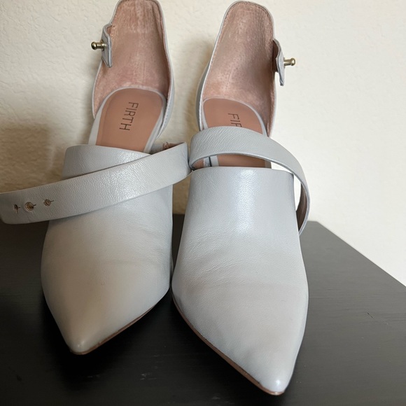 FIRTH pointy toe heels - Picture 2 of 4